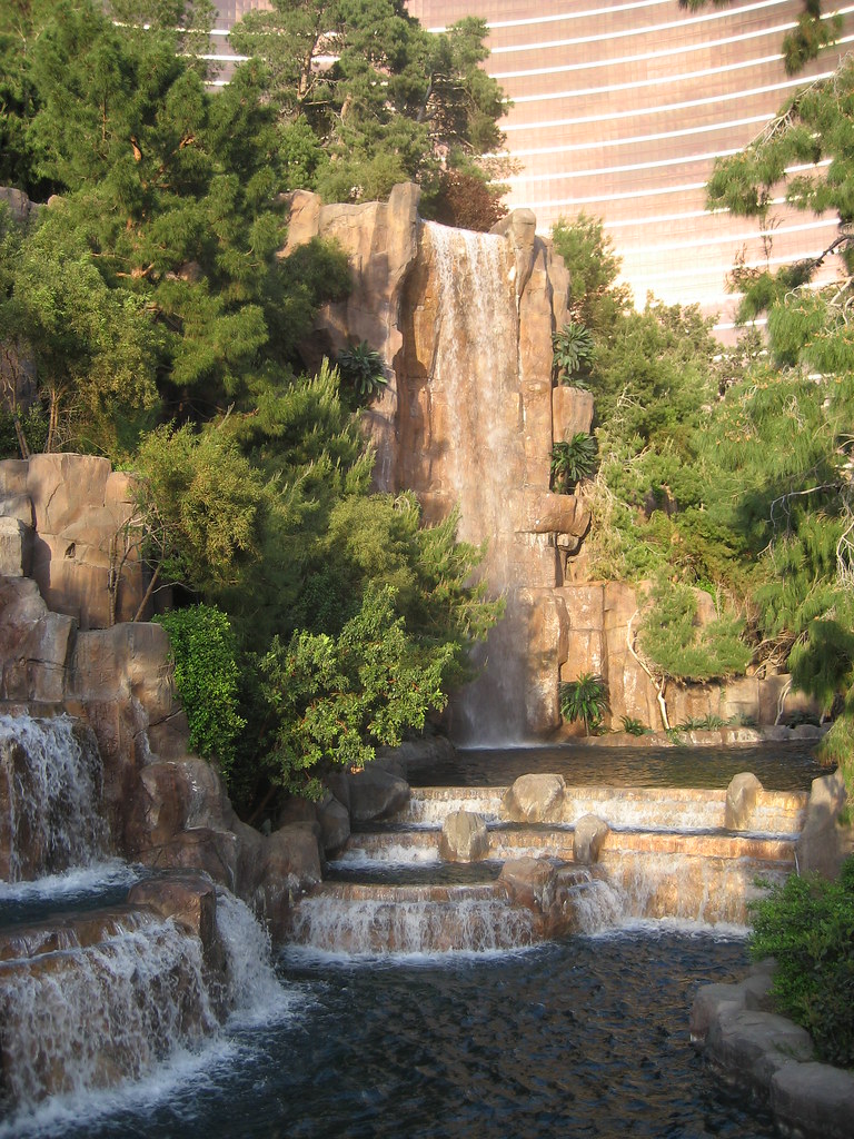 Wynn Waterfall
