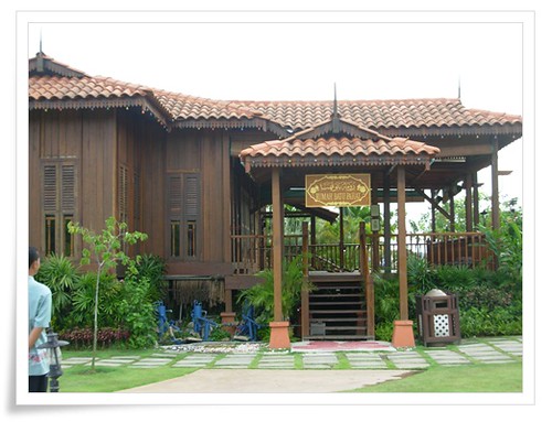 Download this Rumah Limas Batu Pahat picture