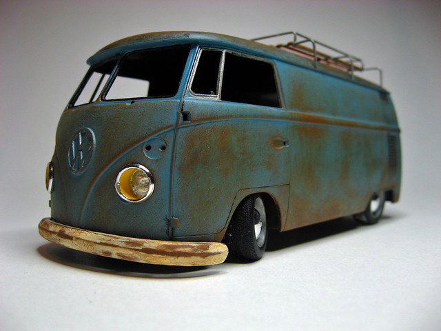 1 24 scale VW bus model Going for the rat bus look