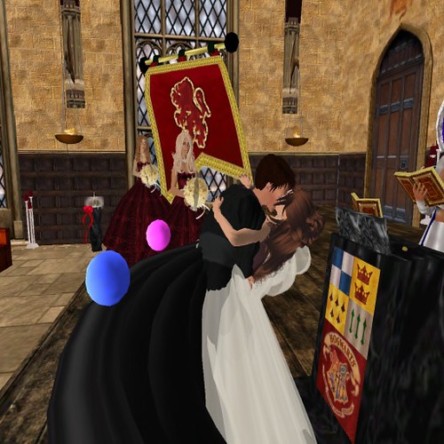 Wedding in Hogwarts Taylor and Kim tie the knot in Hogwarts hogwarts wedding