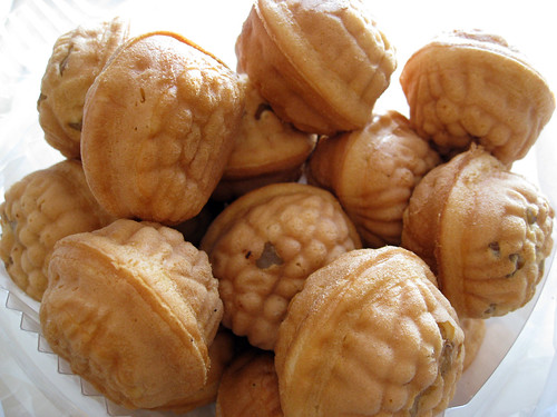Chestnut Walnut Cakes