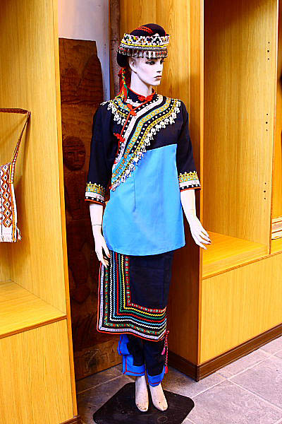 1U66布農族文物-傳統服飾