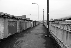 a walk across South St Bridge