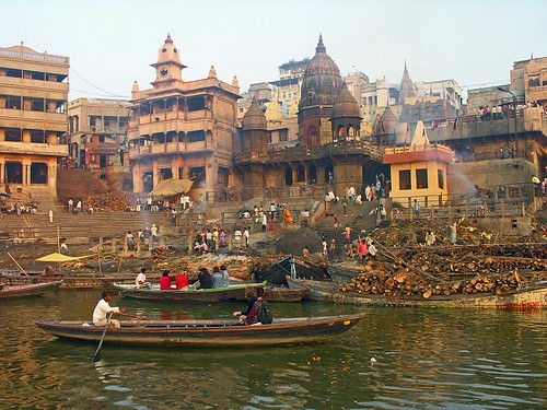 無料写真素材|建築物・町並み|宗教施設|風景インド|インドワーラーナシー|ガンジス川