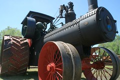 Steam Tractors - Old Machinery