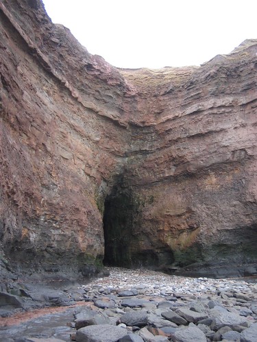 Boulby Cowbar Cave