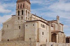 Paredes de Nava (Palencia). Iglesia de Santa Eulalia