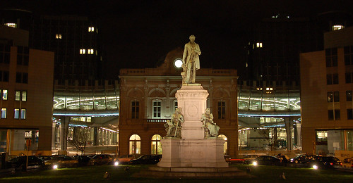 Place Lux by night