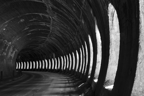 Tunnel by orlando72