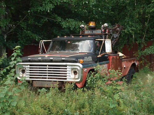 Ford Wrecker by carcrazy6509