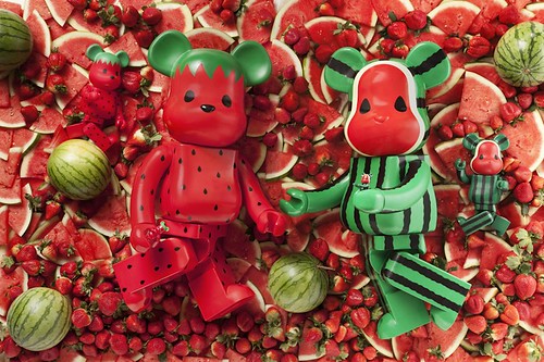 Levi' x CLOT x Medicom Toy Be@rbrick Strawberry & Watermelon 1000%