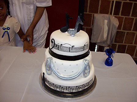 Birthday Cake Music Video on Music Cake Birthday Cake Done In Fondant For A Very Special Young Man