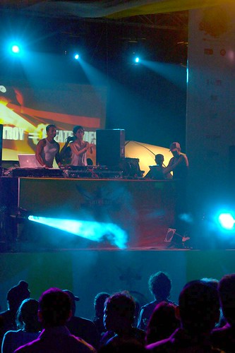 Sunburn Festival, Goa 2007 - DJ Pearl and Nikhil Chinappa