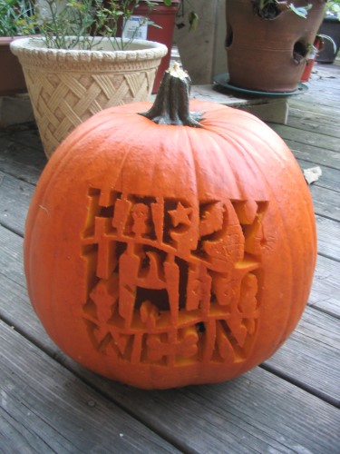 "Happy Halloween" Pumpkin