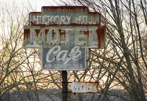Hickory Hill Motel & Cafe