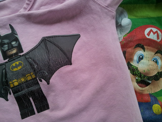 Råkade torktumla Batman.... fast butiksköpt är inte alltid bättre, se Mario från H&M