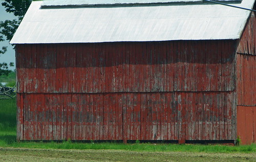 Rock City Barn painted side