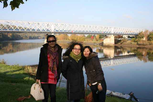 3 lady in La Dordogne