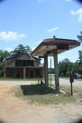 Long forgotten gas station and general store