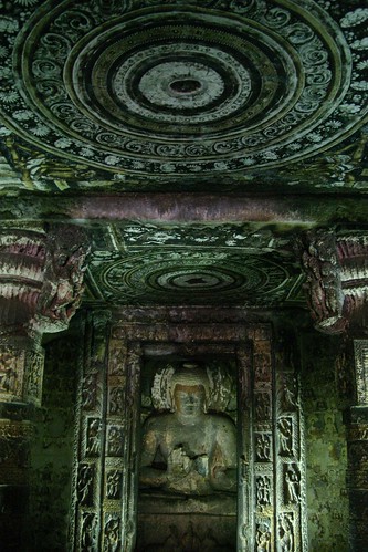 102006-140611-Ajanta Caves-India.JPG