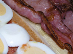 Egg and bacon butty