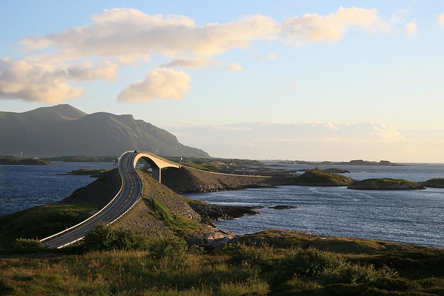 Do you like to  drive trough beautiful scenery on excellent roads? Try Atlantic Road bridge Norway!