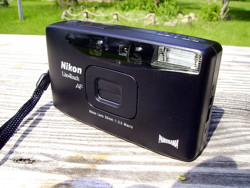 Nikon AF600/Lite•Touch/MiniTouch (QD) - Camera-wiki.org - The free