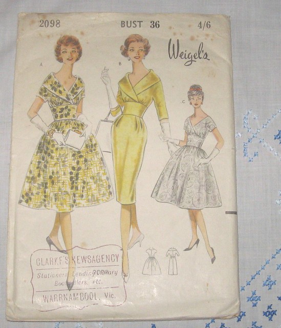 Vintage 30s 40s 50s 60s 70s Sewing Pattern Patterns Dress Gown