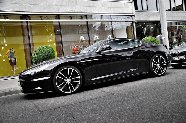 I Spot this awesome Aston Martin DBS Carbon Black Edition in Hannover 1205