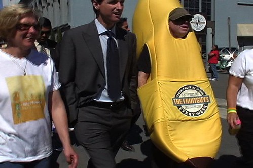 FruitGuys Banana and Mayor Gavin Newsom