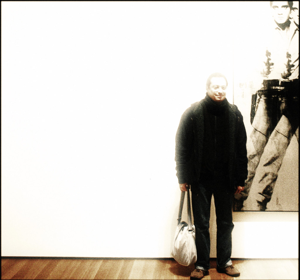 Man with Warhol's Elvis at MoMA, 2007