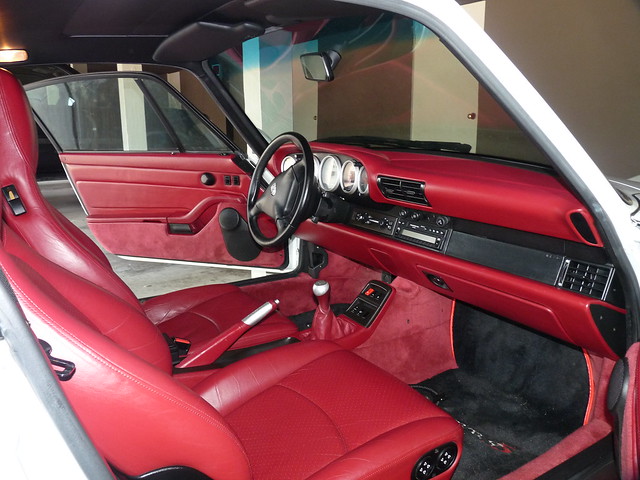 Porsche 993 4S Flamenco Red interior extremely rare on Porsche's