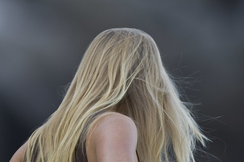 test of PNG version - blond-long-haired-woman-surfmorrobay.com_0279