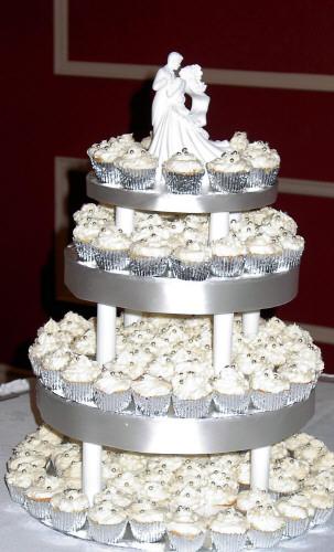 Wedding cupcake Cake Mini cupcakes with marzipan icing