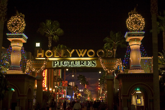 Hollywood Pictures Backlot entrance