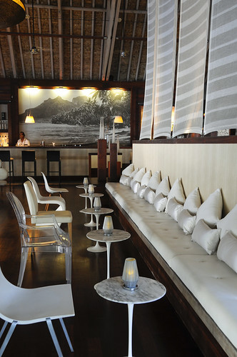 InterContinental Bora Bora Resort & Thalasso Spa's bubble's bar