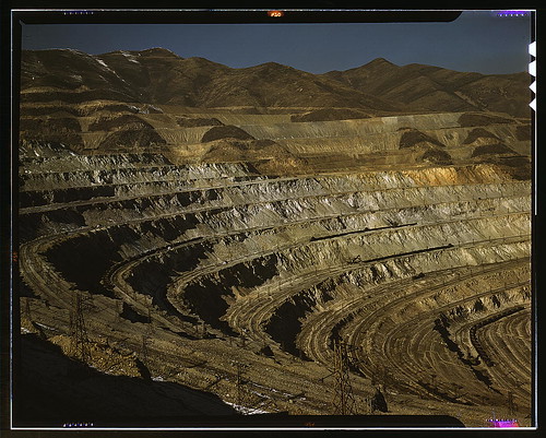 View of the Utah Copper Company openpit mine workings at Carr Fork 