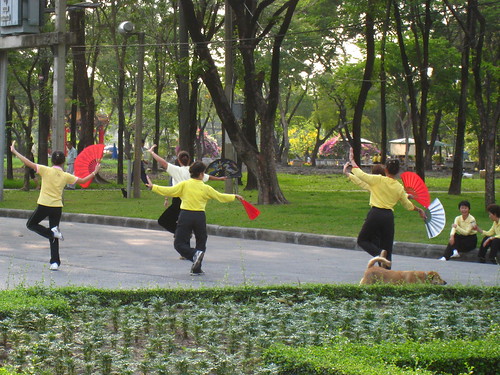 free things to do in Bangkok Lumphini Park