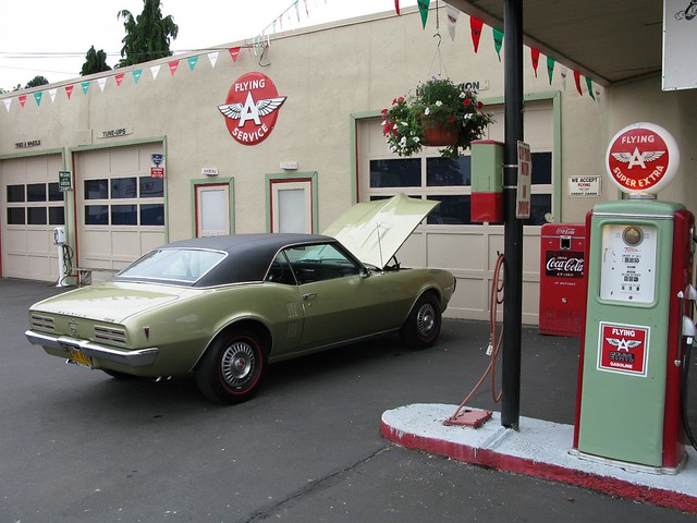 1968 Pontiac Firebird 400 at historic Flying A gas station