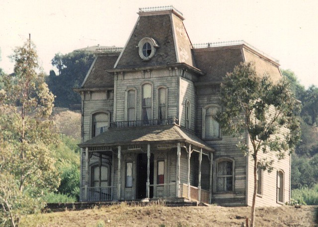 This really IS the house from the movie Psycho