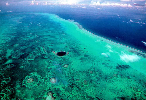 Great Blue Hole Belize 2