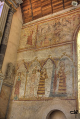 fresques murales de l'église