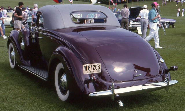1939 Lincoln Le Baron coupe