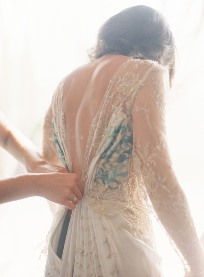 elegant-backless-gold-lace-wedding-dress