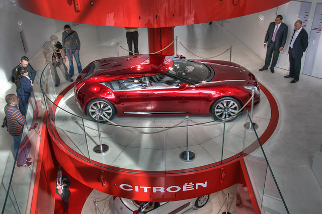 Prototype Citroen Prototype Citroen difice C42 de Citroen sur les Champs 