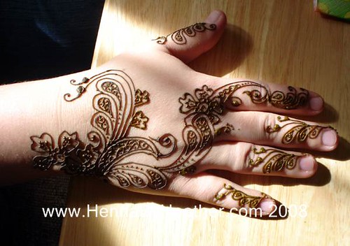 Henna Love