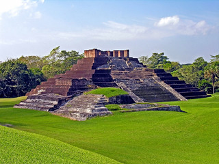 Mexico-3070 - Comalcalco - the only Mayan Brick Pyramid