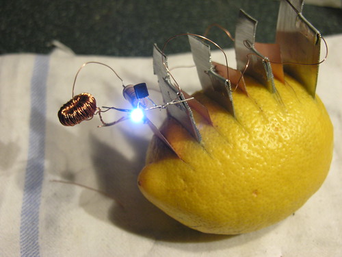 Joule Thief lemon battery lighting LED