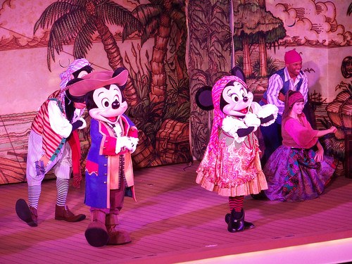 Pirate Mickey & Minnie!