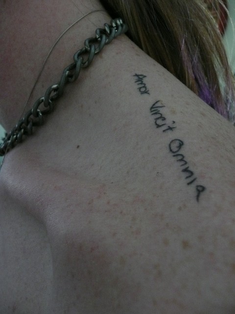 omnia vincit amor tattoos. Amor Vincit Omnia
